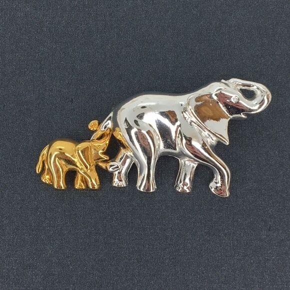 Vintage 1980s Elephant Brooch Mother Baby Calf Trunk Up Figural Pin Adoptive Mom - Picture 5 of 10